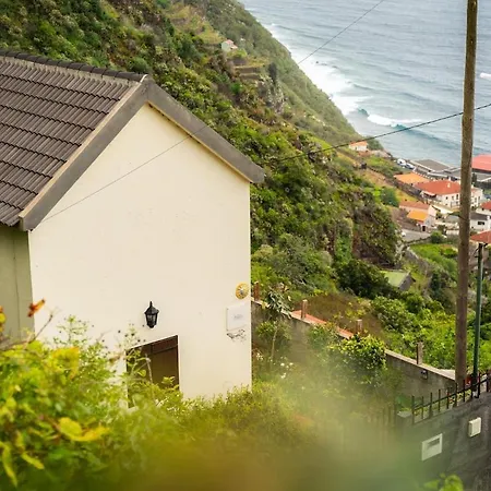 Whale's Vakantiehuis Porto Moniz