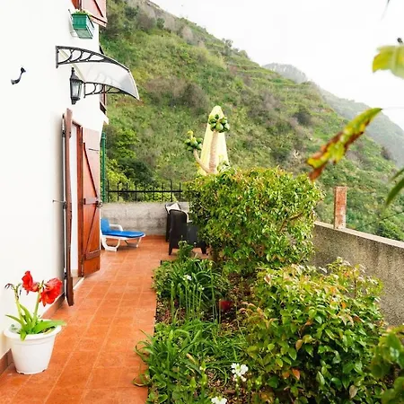 Semesterbostad Whale's