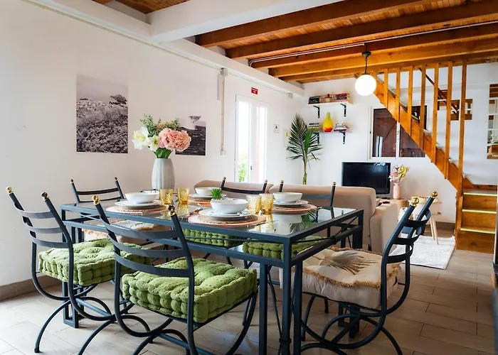 Whale's * Porto Moniz