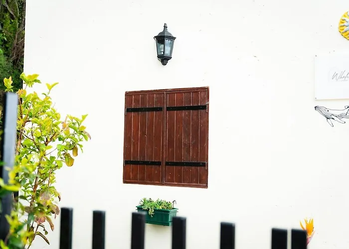 Semesterbostad Whale's Porto Moniz