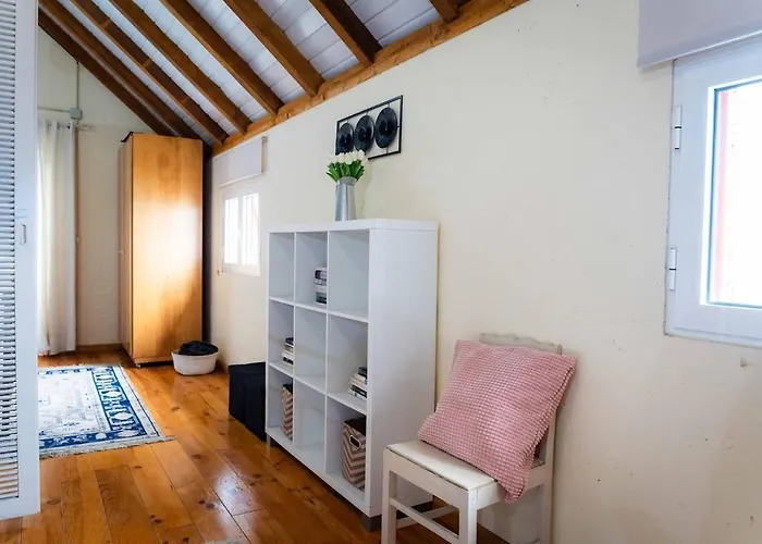 Whale's Semesterbostad