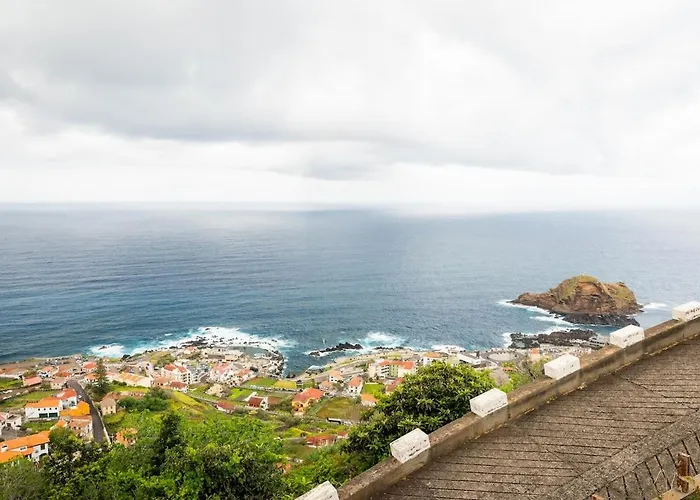 Semesterbostad Whale's